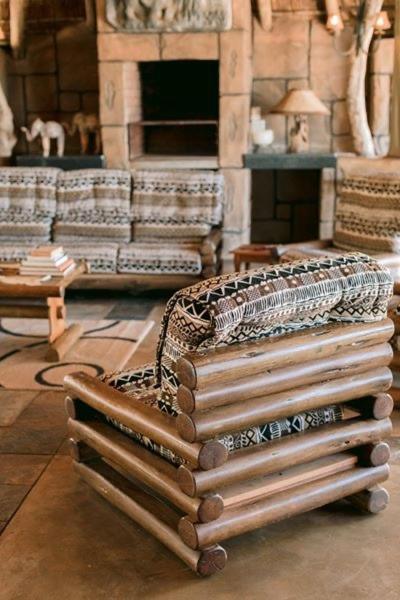 Tshukudiba Game Lodge Tom Burke Kültér fotó